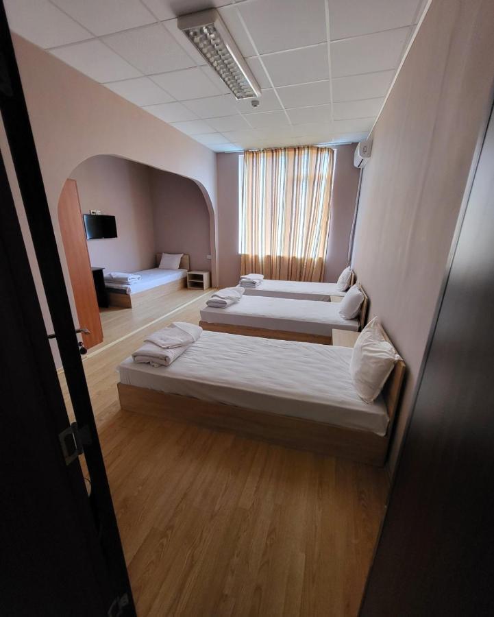 Letnitsa Provans Famili Hotel מראה חיצוני תמונה