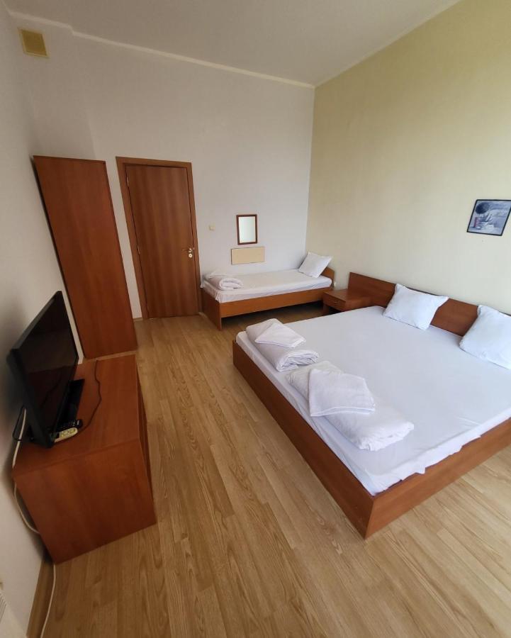 Letnitsa Provans Famili Hotel מראה חיצוני תמונה